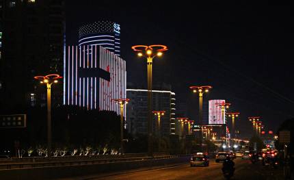 華體科技智慧路燈“桂冠”榮光璀璨合肥！
