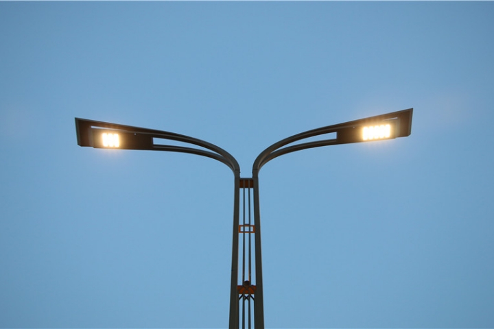 作為中國(guó)道路照明領(lǐng)域第一家也是唯一一家主板上市企業(yè)，華體科技整合自身優(yōu)勢(shì)，利用5G、Ai算法、邊緣計(jì)算等創(chuàng)新技術(shù)
